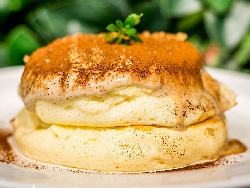 Палачинки тирамису с крем от сирене маскарпоне и кафе - снимка на рецептата